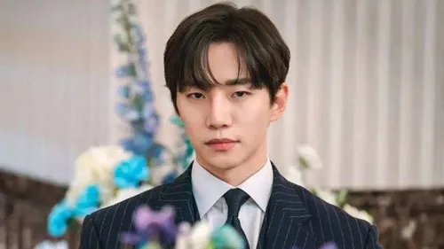 Quem é Lee Junho, astro do K-pop que fará show no Brasil?
