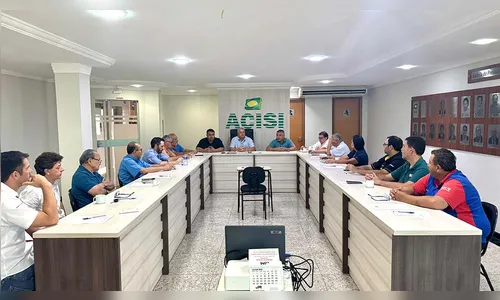 Prefeitura e Acisi discutem desenvolvimento empresarial em Ivaiporã