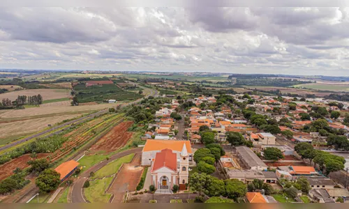 Ruas são interditadas para manutenção de passagem na linha férrea
