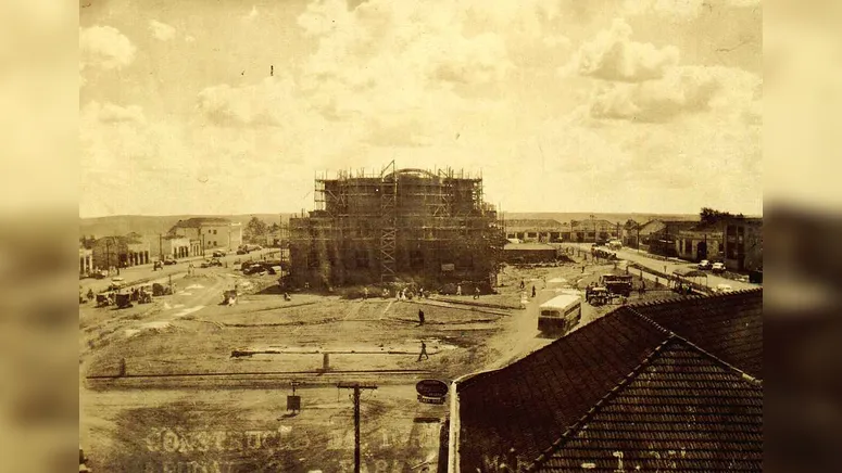 Construção da Catedral Nossa Senhora de Lourdes