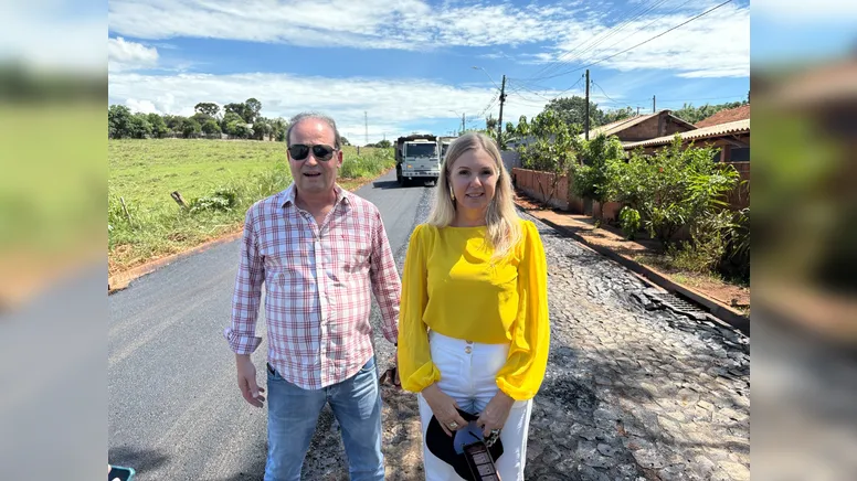 Prefeito Carlos Gil e vice-prefeita Gertrudes Bernardy