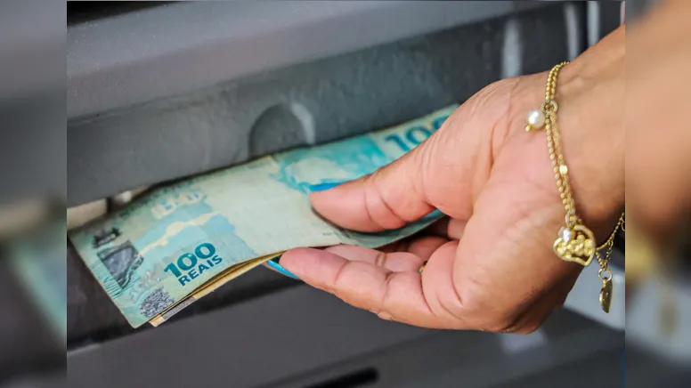 Prefeitura adianta pagamento