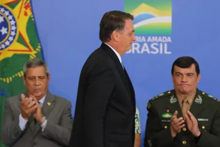 A denúncia tem como base o relatório da Polícia Federal (PF), que em novembro de 2023 indiciou Bolsonaro e outras 36 pessoas