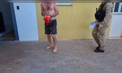 Homem é preso após ameaçar a irmã com uma faca no Paraná