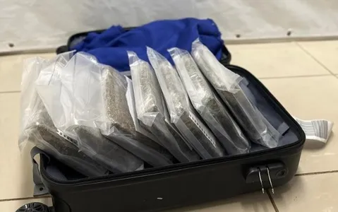 A droga estava na bagagem despachada de um passageiro que vinha da região norte do país.
