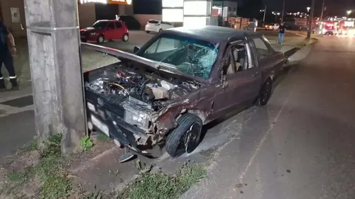 Acidente grave ocorreu na noite de sexta-feira (21)