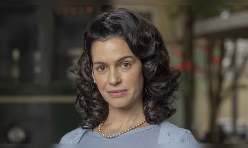 Anita é atacada por fãs de Alfredo