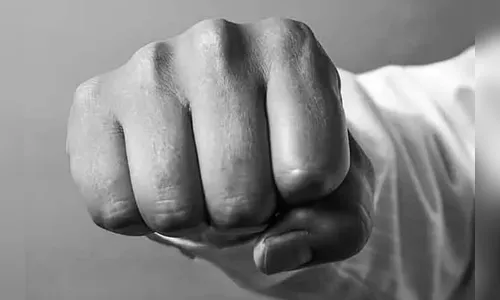 Dono de bar é agredido ao separar briga em Jandaia do Sul