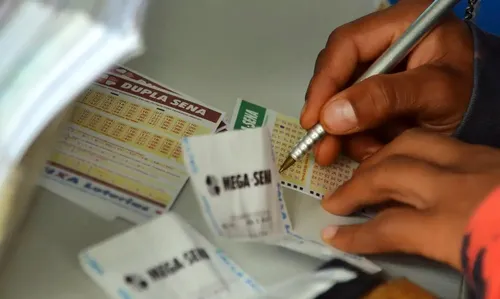Aposta simples, de seis números, custa R$ 5