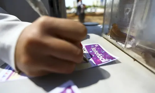 As chances de ganhar variam conforme a quantidade de números escolhidos