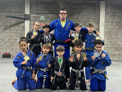 Atletas do treinador André Burin representaram Apucarana na Copa Campeões