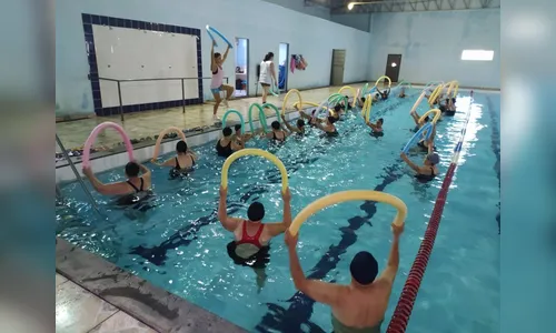 Piscinas passam por manutenção antes de retomada de aulas de natação