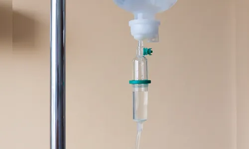 Adolescente em surto ataca avó com faca e é hospitalizada na região