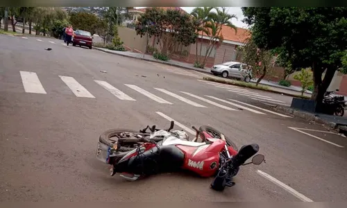 Homem de 56 anos fica ferido em acidente na Av. Paraná em Ivaiporã