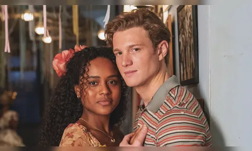 Beto (Pedro Novaes) e Beatriz (Duda Santos).