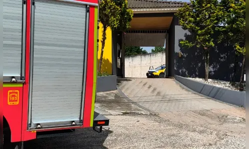 Mulher prende algema no braço e mobiliza bombeiros em motel