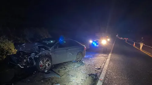 Colisão envolveu um Jetta e um Corsa