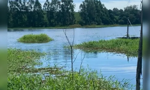 Cunhados morrem afogados no norte do Paraná; barco estava submerso