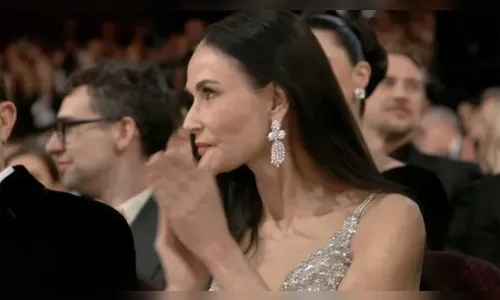Leitura labial revela o que Demi Moore disse ao perder o Oscar