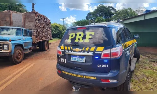 PRF apreende caminhão com irregularidades graves; veja o vídeo