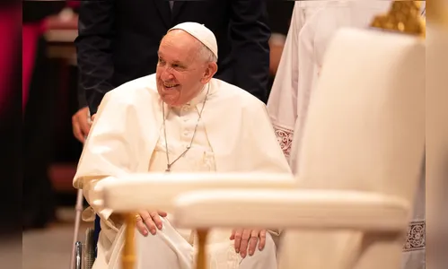 Papa não corre mais perigo iminente, mas segue sem previsão de alta