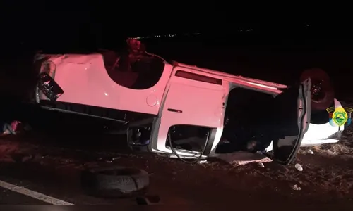 Capotamento mata jovem de 18 anos e deixa quatro feridos na PR-445