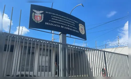 Homem é preso após agredir esposa e filho em Jandaia do Sul