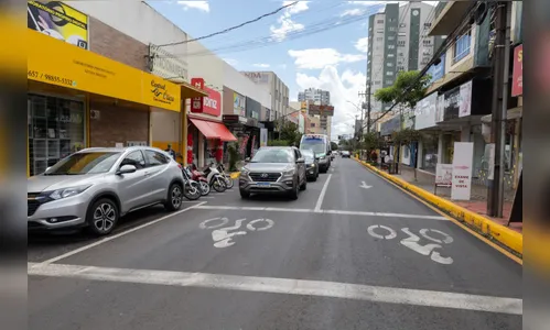 Mulher furta loja e é presa após cliente denunciar crime em Apucarana