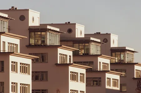 Início de construções de moradias nos EUA cai 9,8% em janeiro