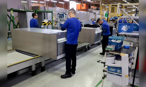 Paraná registra maior aumento de salário médio entre estados do Sul