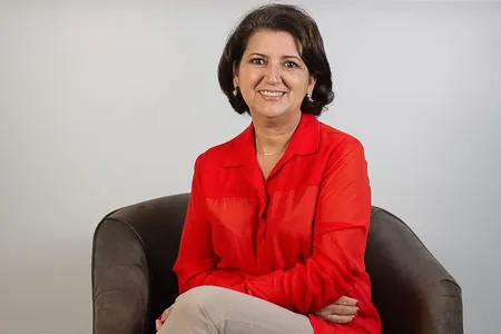 Lenir de Assis (PT-PR), nova deputada federal