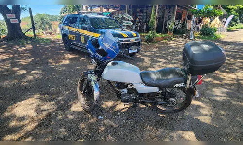 PRF de Apucarana apreende motocicleta com numeração adulterada