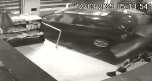 Motorista de Uno arromba estabelecimento comercial em Maringá
