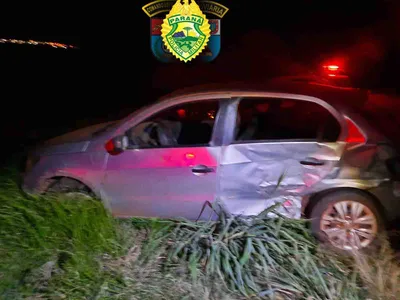 O acidente envolveu um VW Gol e um Ford Ka.
