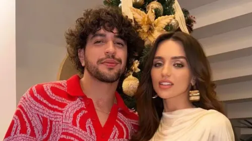 O casal está junto há quase 1 ano