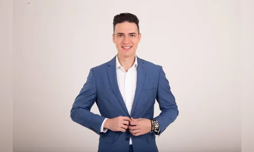 Mulher afirma que teve o clitóris cortado por médico famoso