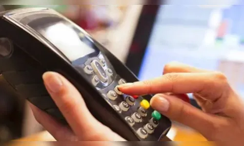 Homem cai em golpe e perde R$ 8 mil na compra de colchão