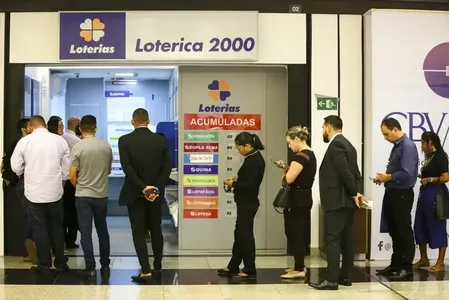 O jogador escolhe de 15 a 20 números entre os 25 disponíveis no volante