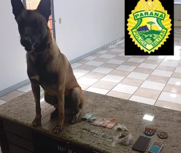 O local onde a abordagem ocorreu já é monitorado pela polícia devido a registros anteriores de tráfico.