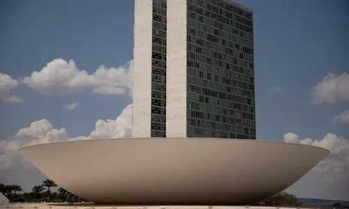 O texto será enviado ao Senado