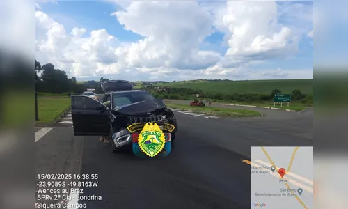 4 pessoas ficam feridas em batida entre Strada e Compass na PR-092