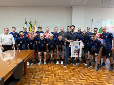 Prefeito recebeu atletas no gabinete