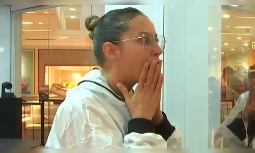 Que tal saber quais informações a bailarina recebeu até agora?