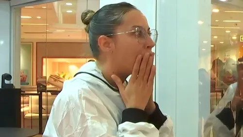 Que tal saber quais informações a bailarina recebeu até agora?