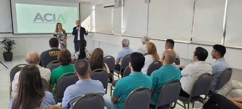 Reunião com a presença de representantes da Attack