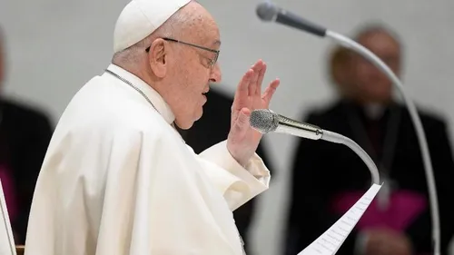 Vaticano atualiza estado de saúde do papa Francisco neste sábado. Veja