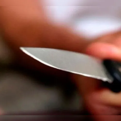 Homem com deficiência auditiva é agredido e ameaçado com faca