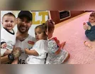 Foto rara mostra filhas de Neymar brincando juntas em encontro; veja