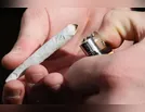 Após fumar maconha, motorista passa mal e tem o carro guinchado