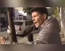 Repórter do SBT bate-boca com policial ao vivo durante cobertura